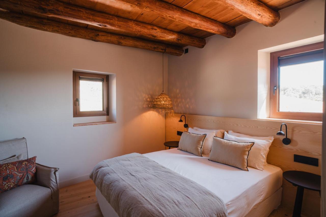 Hotel-Masia Can Farres El Bruc Exterior photo